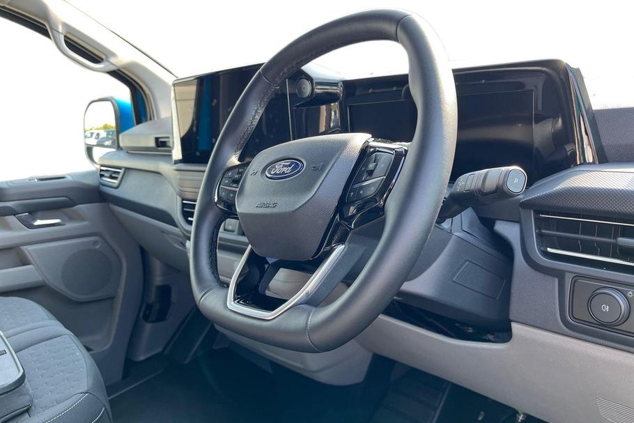 Used Ford E-TRANSIT CUSTOM YM75PKE 14
