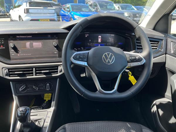 Volkswagen Polo Photo autoimg-bf9f88f84cb988fd75867240da99f6df21354f2c.jpg