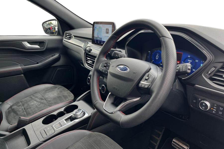 Ford KUGA Photo autoimg-bfa217e274928e00714a92c75c87b6c8d1a77fb8.jpg