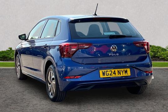 Volkswagen Polo Photo autoimg-bfa2ee6c6cb9b717d0d7870eed8b35abc3dff7e4.jpg