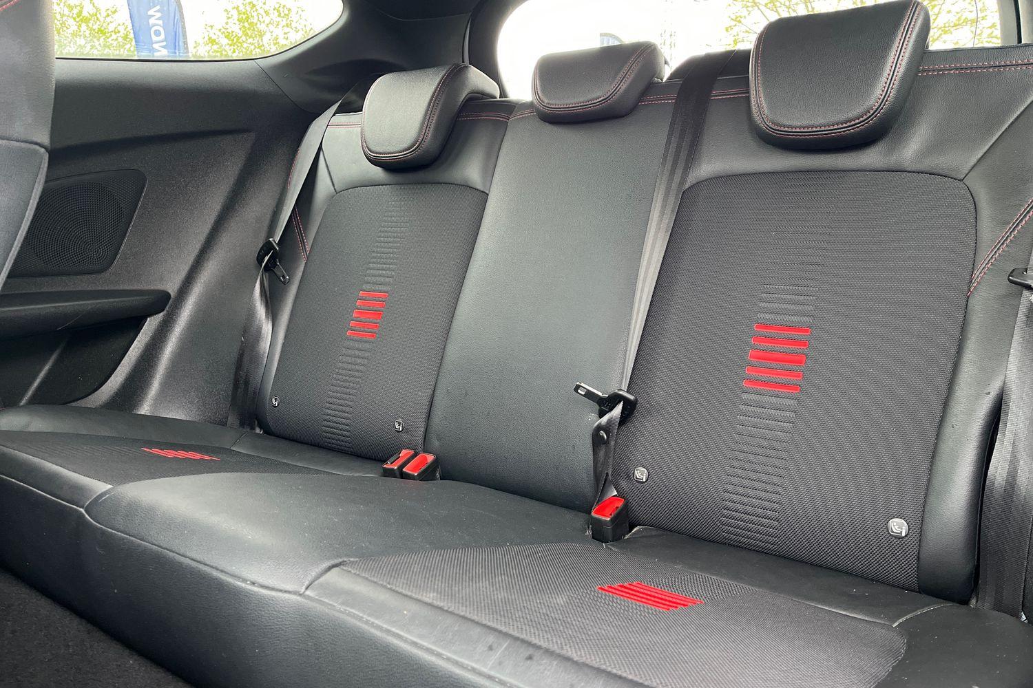 Ford Fiesta Photo 19
