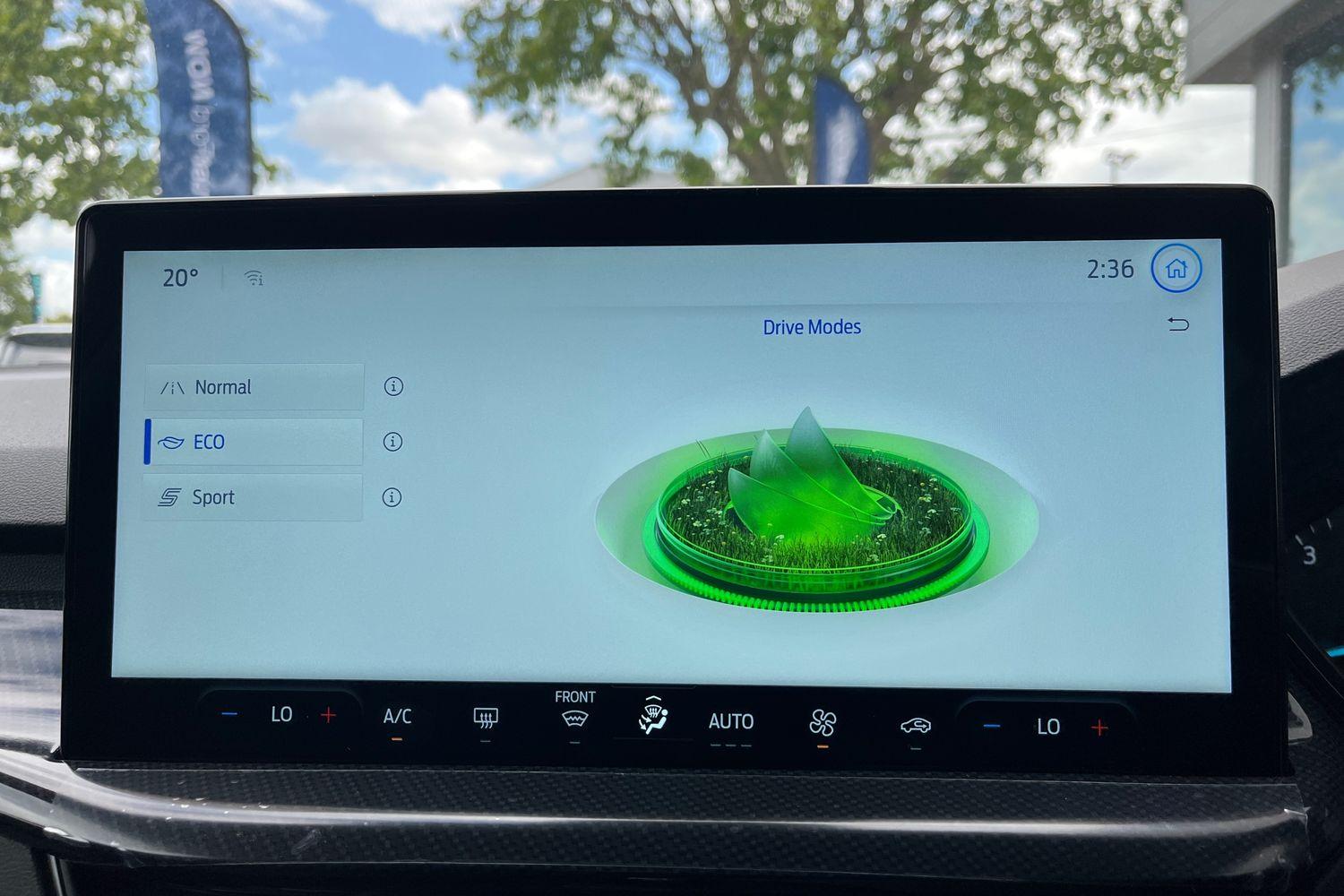 Ford FOCUS Photo 28