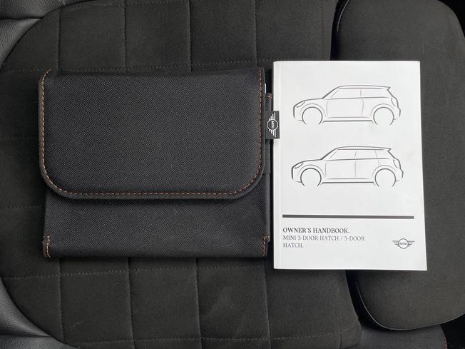MINI Hatch Photo 49