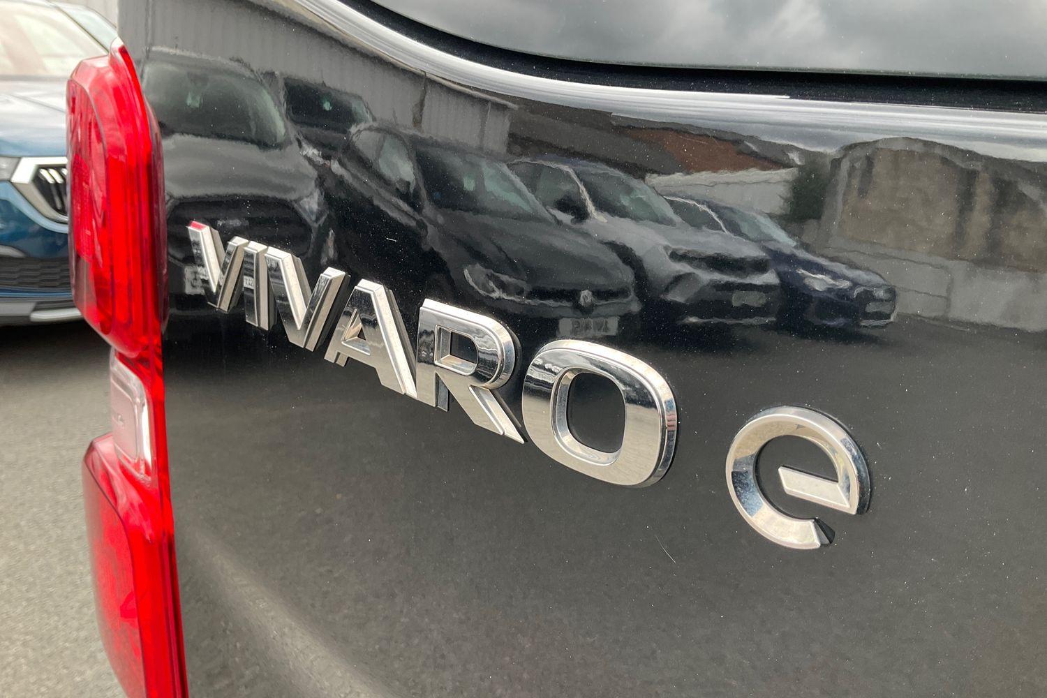 Vauxhall VIVARO LIFE Photo 38