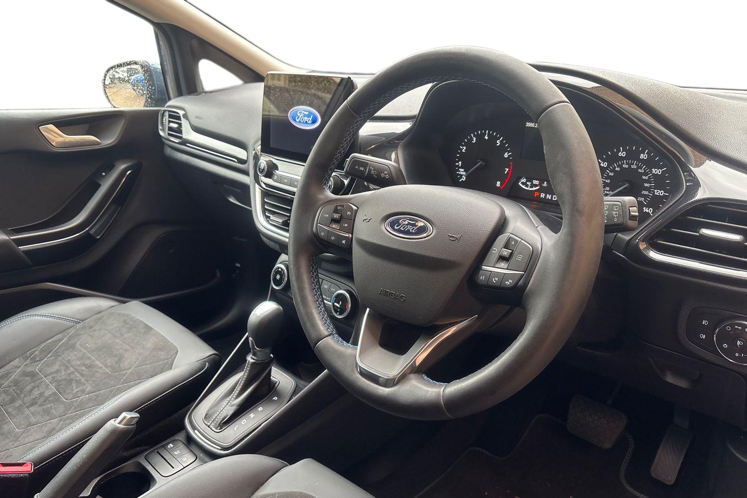 Ford Fiesta Photo 8