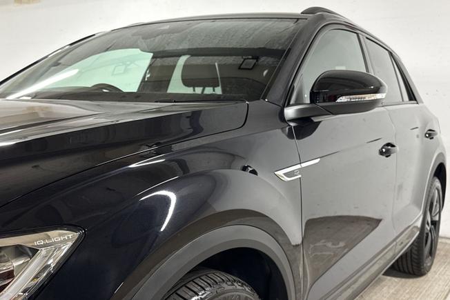 Volkswagen T-Roc Photo 40