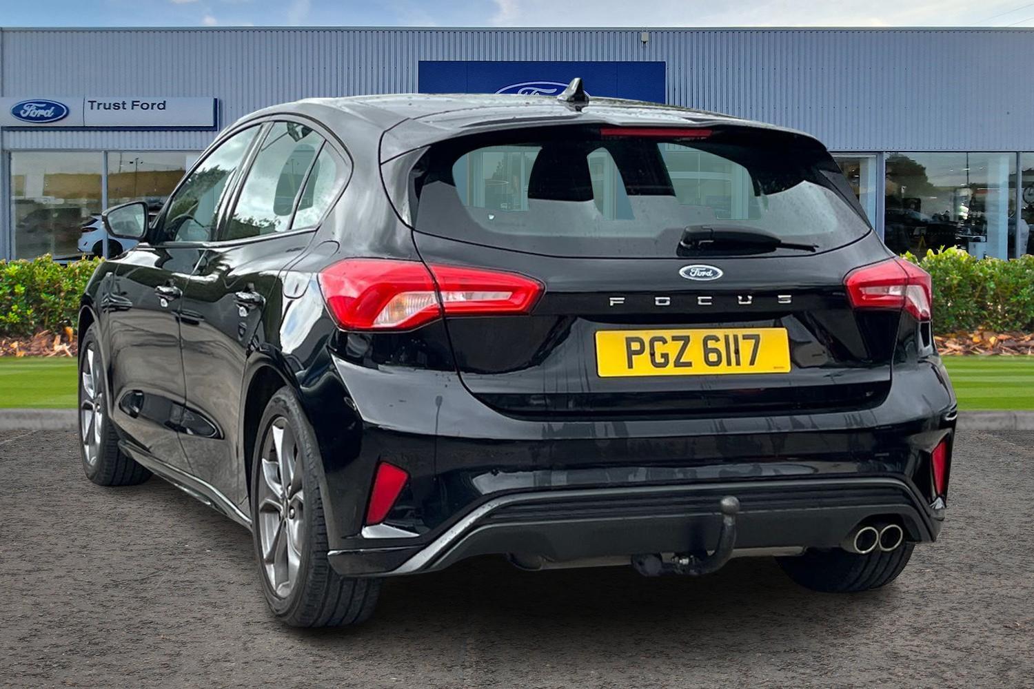 Ford FOCUS Photo 1