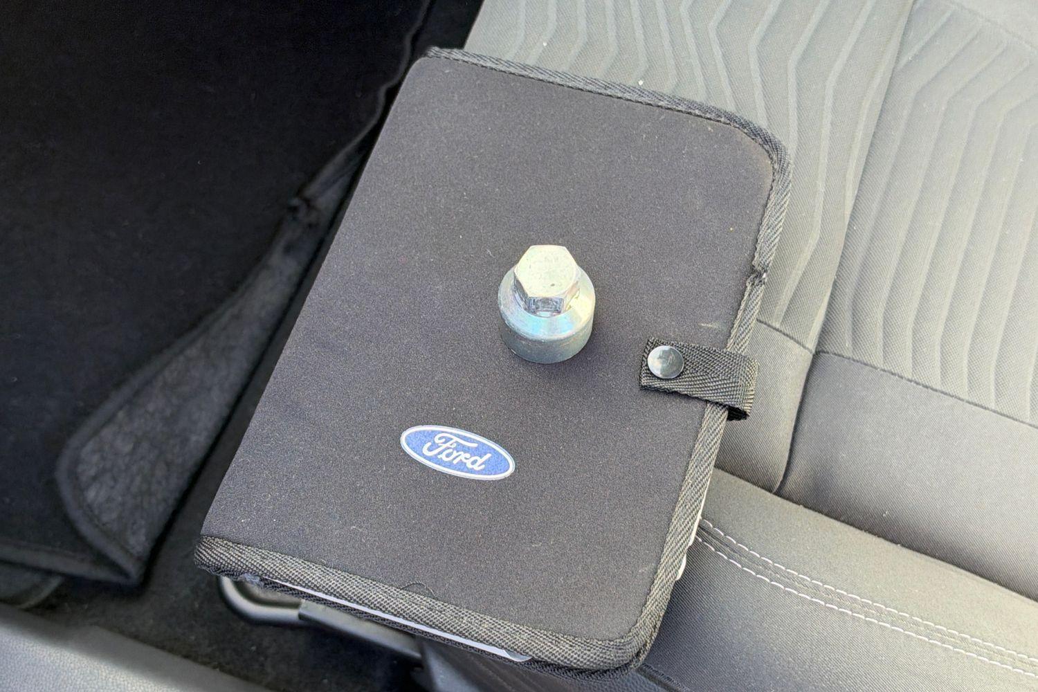 Ford FIESTA Photo 21