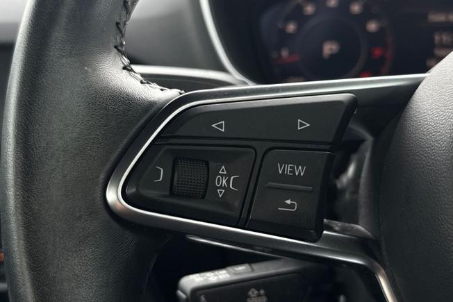 AUDI TT Photo 16