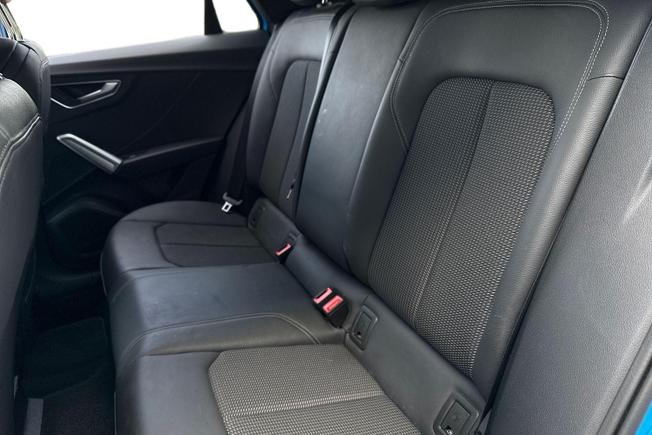 AUDI Q2 Photo 9