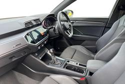 Audi Q3 Photo 2