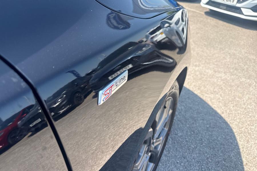 Ford FOCUS Photo autoimg-bfb6886544332e70b80041fa6a5b914f963386ae.jpg
