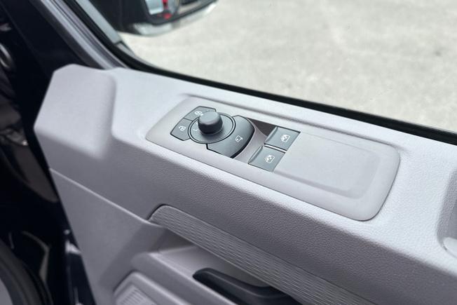 Volkswagen Transporter Photo 32