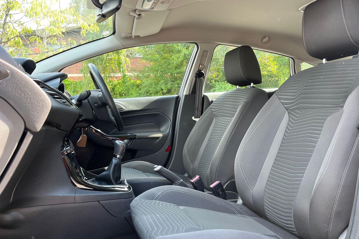 Ford Fiesta Photo 18