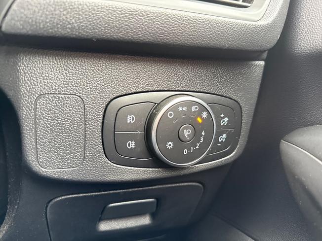 FORD Focus Photo 34