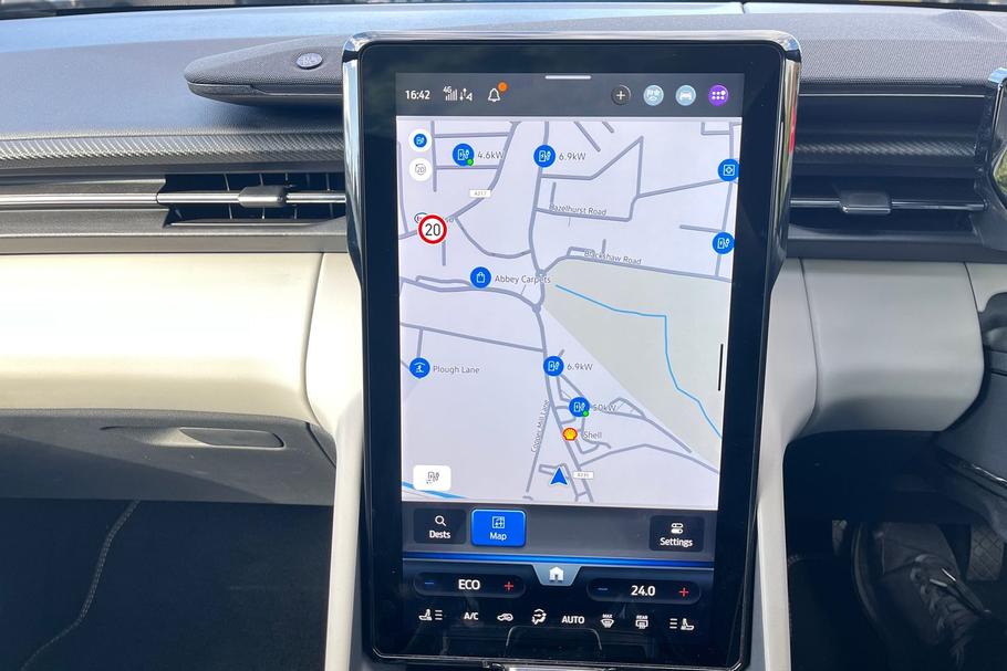 Used Ford EXPLORER 24