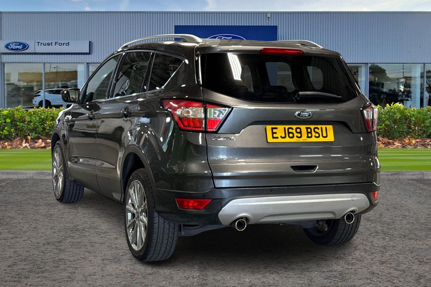 Ford KUGA Photo 1