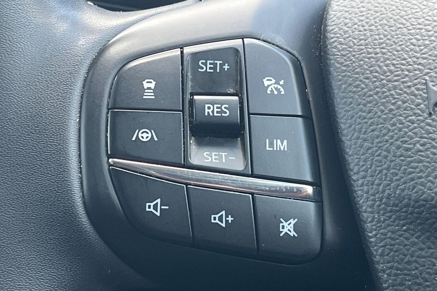 Ford KUGA Photo 22