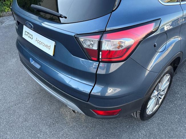 FORD Kuga Photo 22