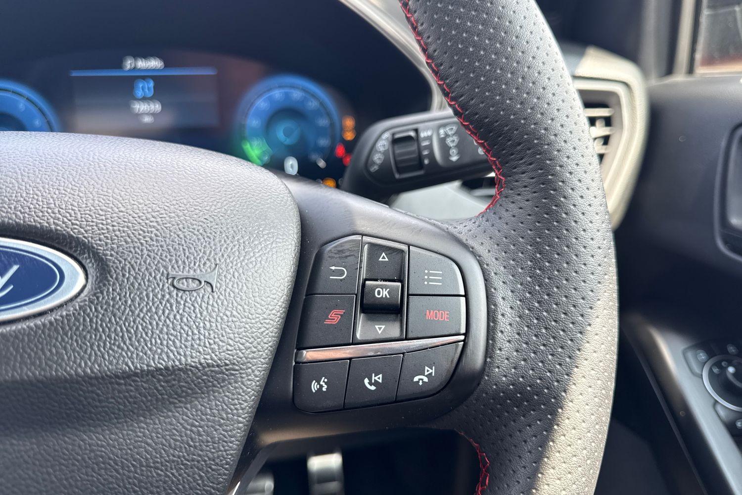 Ford FOCUS Photo 32