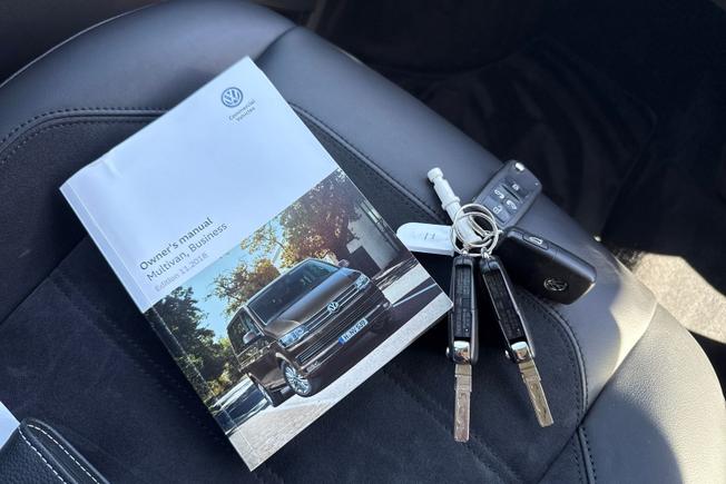 VOLKSWAGEN Caravelle Photo 28