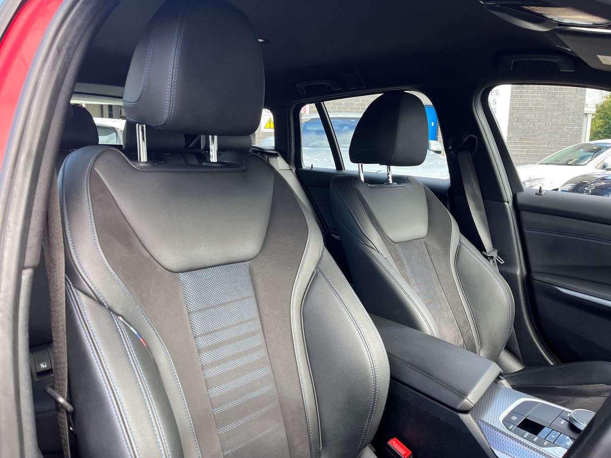 BMW 3 Series Photo 24