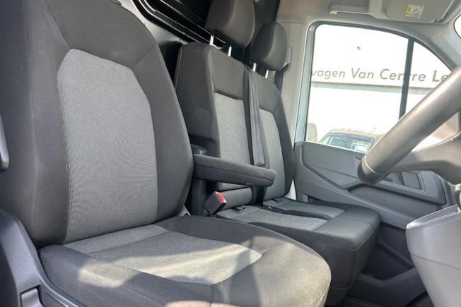 Volkswagen Crafter Photo 33