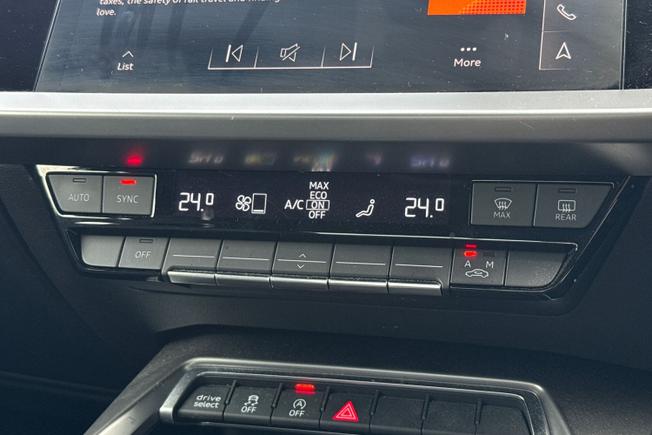Audi A3 Photo 36