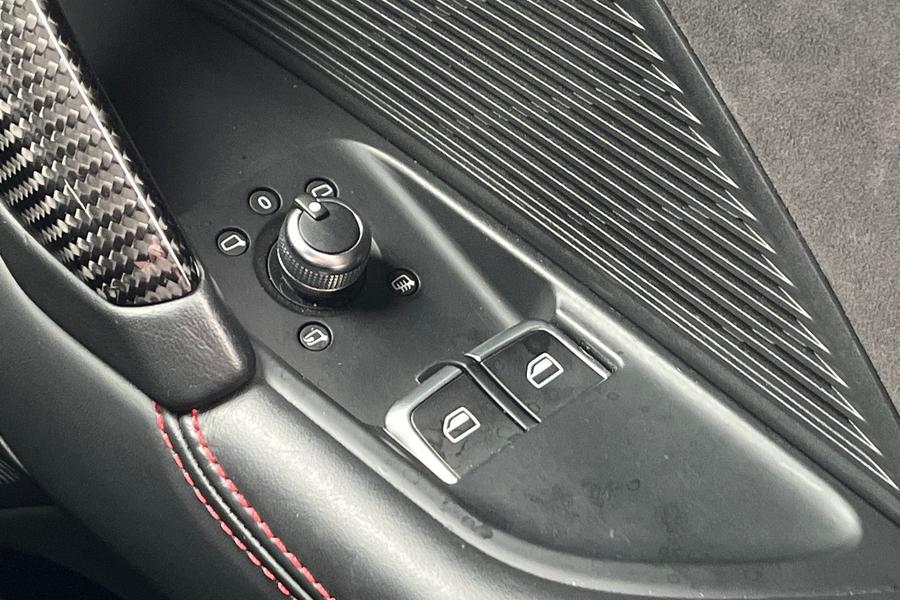 Audi TT Photo autoimg-bfe32c5fef22e98db7d97a235aa725982e1c7ca7.jpg