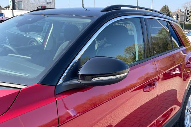 VOLKSWAGEN T-Roc Photo 43