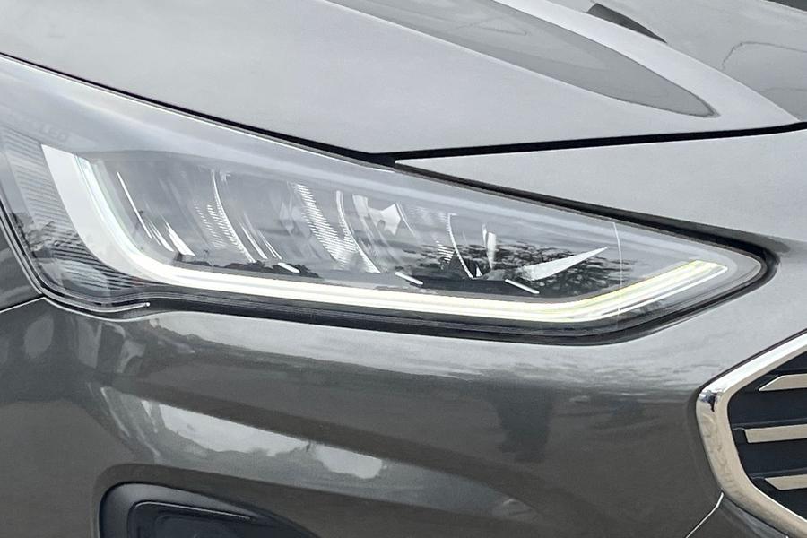 Ford FOCUS Photo autoimg-bfe3f40d619dffaf3394fafddd351111769ea9a3.jpg