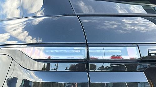 Land Rover Range Rover Evoque Photo autoimg-bfe59678662660fa8981988fabd89f7ccff8e88b.jpg