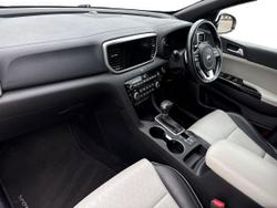 KIA Sportage Photo 2