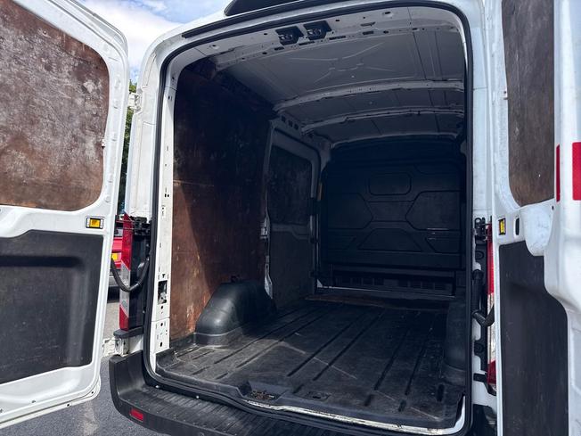 FORD Transit Photo 40