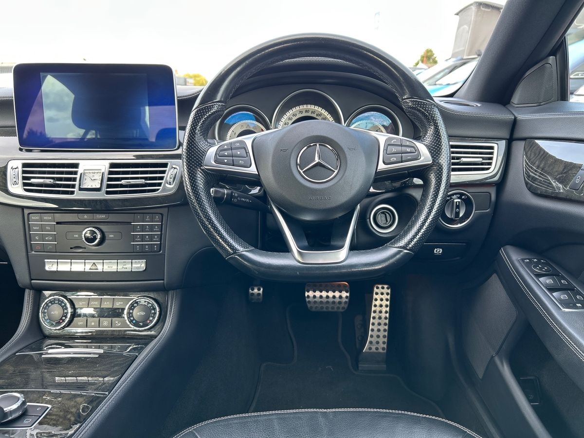 Mercedes-Benz CLS Photo 13