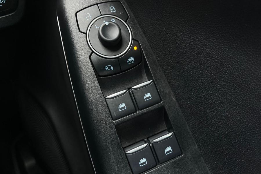 Ford Puma Photo autoimg-bff68be079ec4a0529c5f352e00cde9407e3851d.jpg