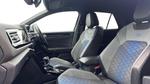 Volkswagen T-Roc Photo 2