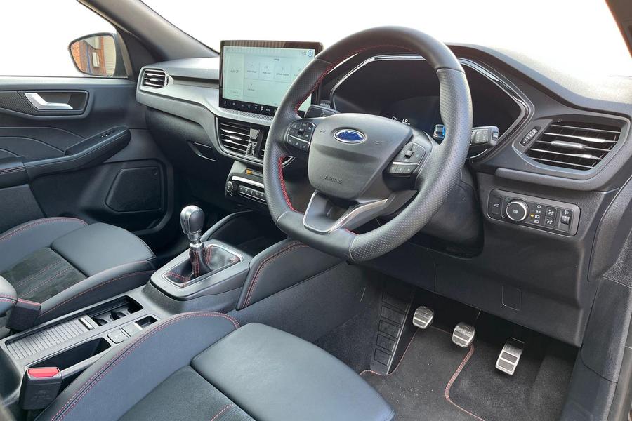 Ford Kuga Photo autoimg-bff94f05c2d3a66e1d514fa52801470babe9f7ad.jpg