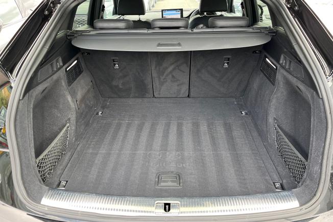 AUDI Q5 Photo 12