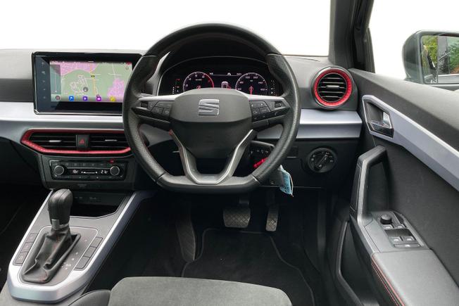 SEAT Arona Photo 11