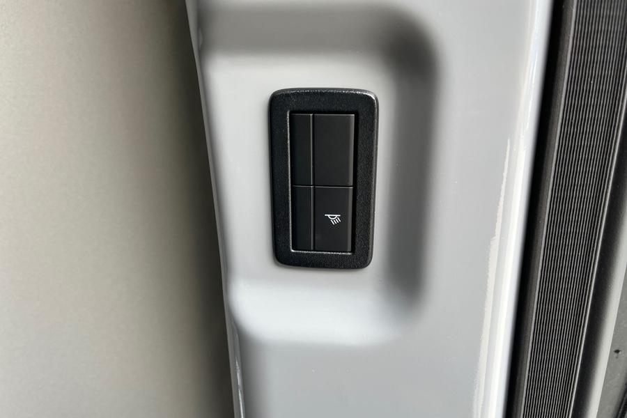 Ford Transit Custom Photo autoimg-bffe5ebcb4bbb600d37cd96c47b6c4c8ef75282f.jpg