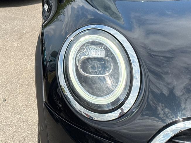 MINI Hatch Photo 19
