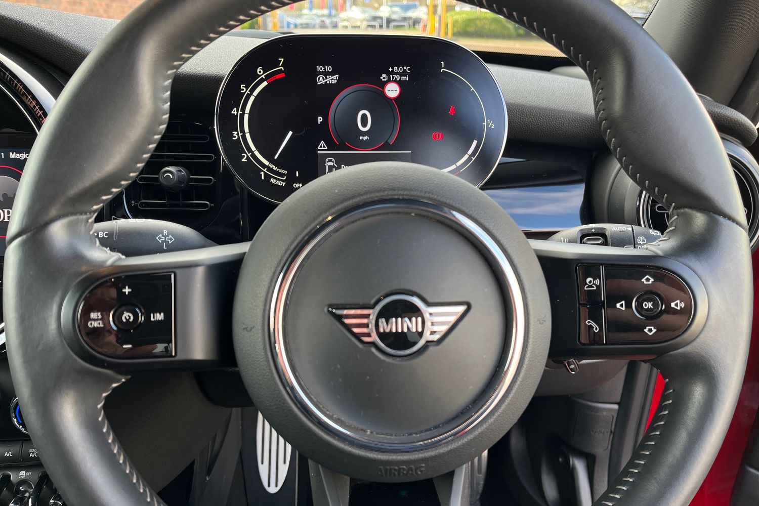 MINI Hatch Photo 11