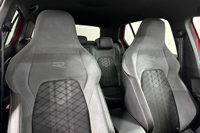 VOLKSWAGEN Golf Photo 28