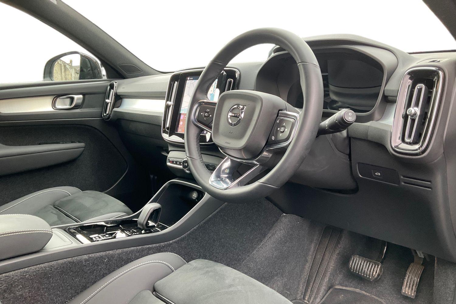 Volvo XC40 Photo 8