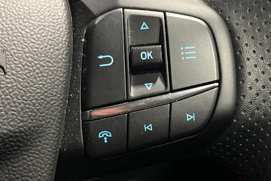Ford KUGA Photo autoimg-c003a3be1a85e3287dc8eadb580b4f5e1855e820.jpg