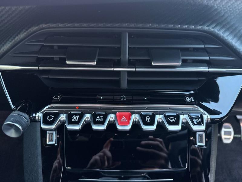 Used Peugeot 208 CJ73XMS 43