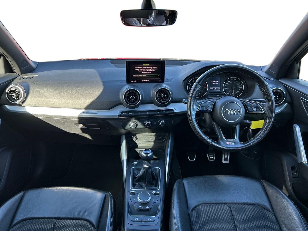 Audi Q2 Photo 8