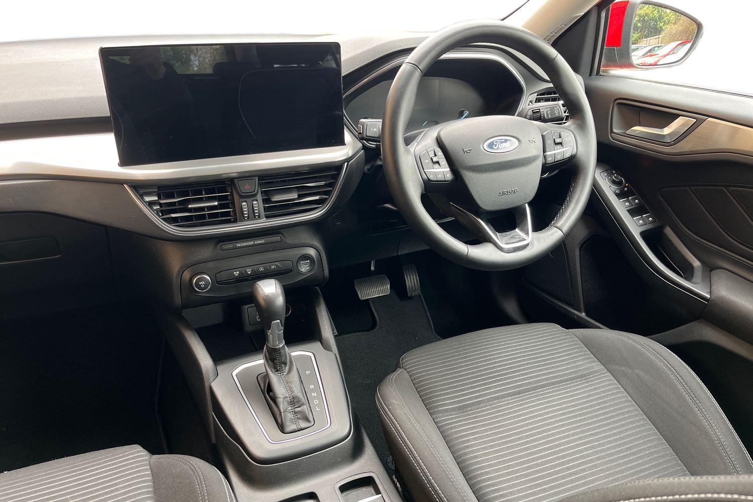 Ford FOCUS Photo 10