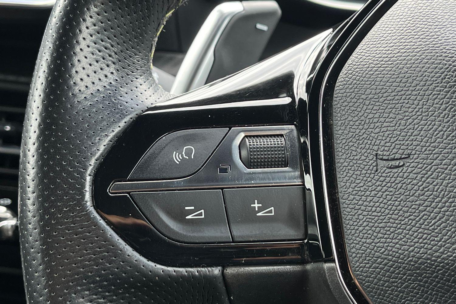 Peugeot 2008 Photo 36